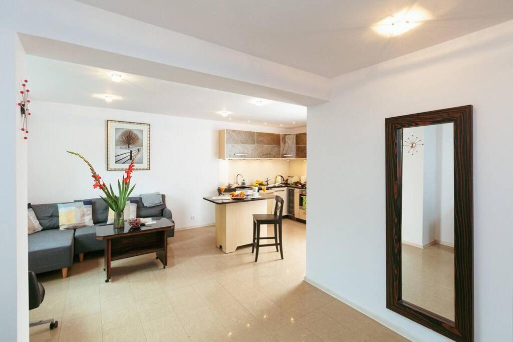 Apartment In The Heart Of Warsaw! Esterno foto