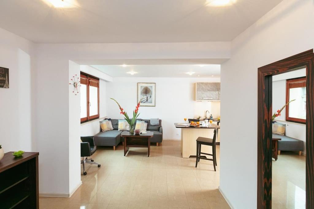 Apartment In The Heart Of Warsaw! Esterno foto